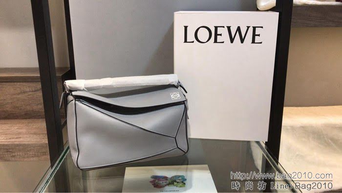 LOEWE羅意威 原單品質 特殊管道貨源 Puzzle手袋 對版顏色拼接 可單肩斜挎  jdl1225